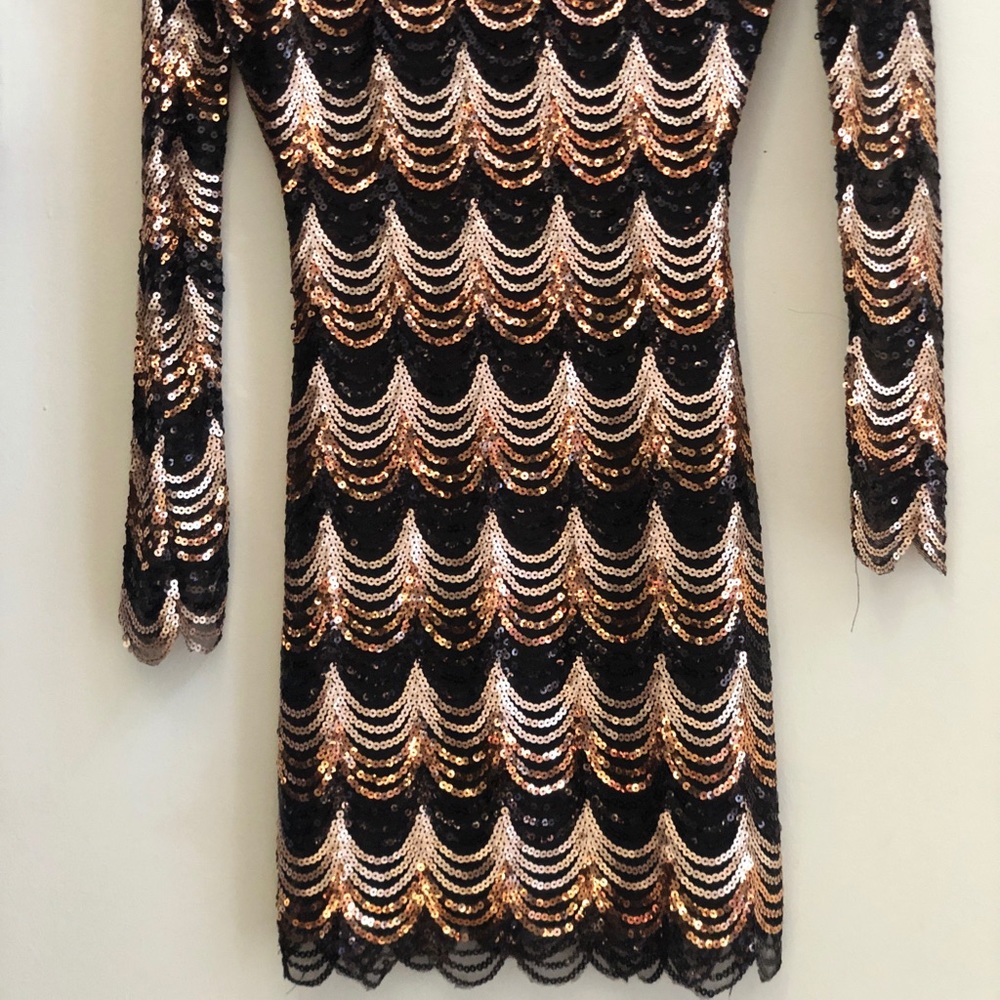 Scalloped Party Dress 👗